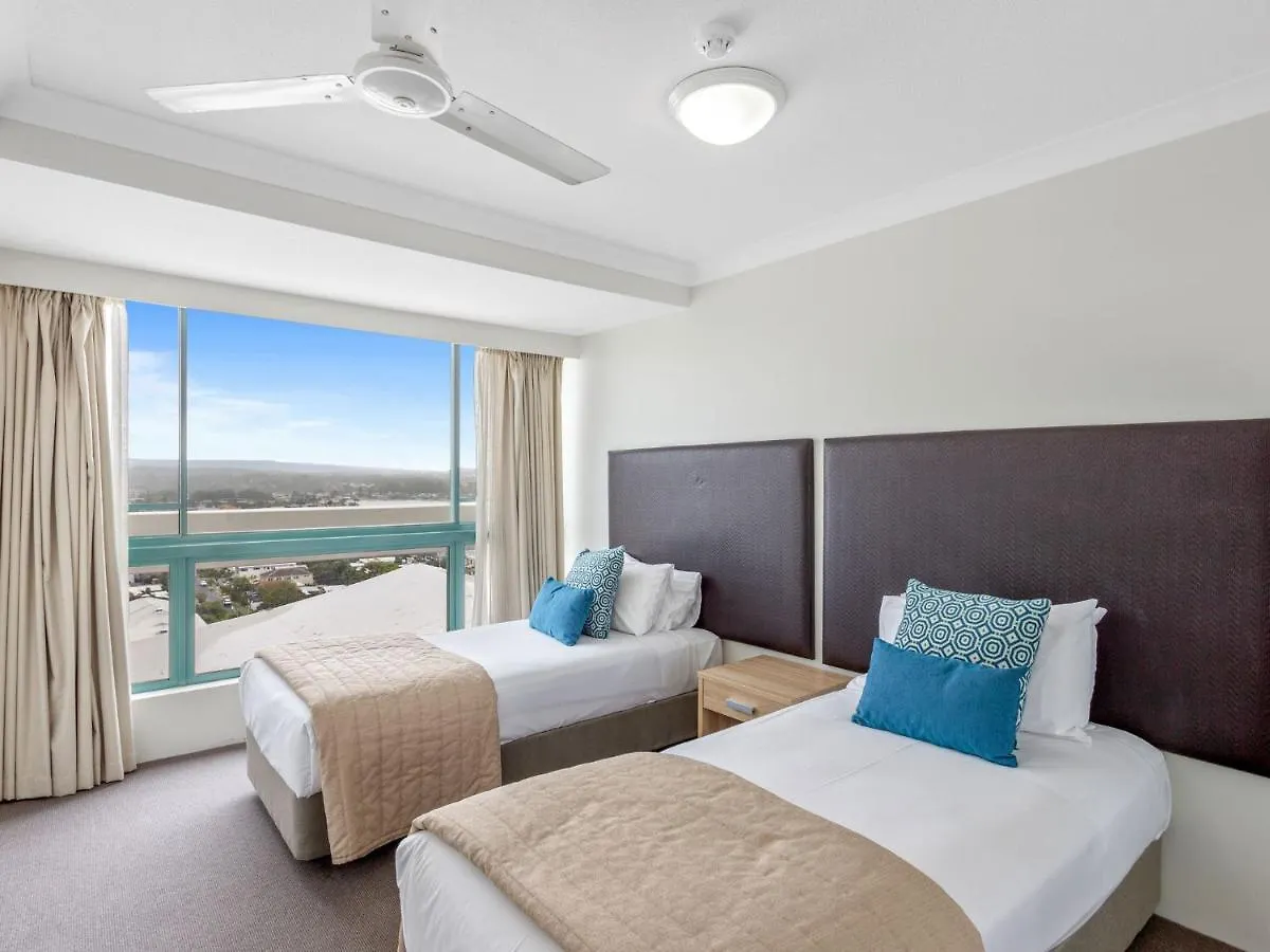Crown Towers Superior 3 Bedroom Apartment - Coasthm Gold Coast