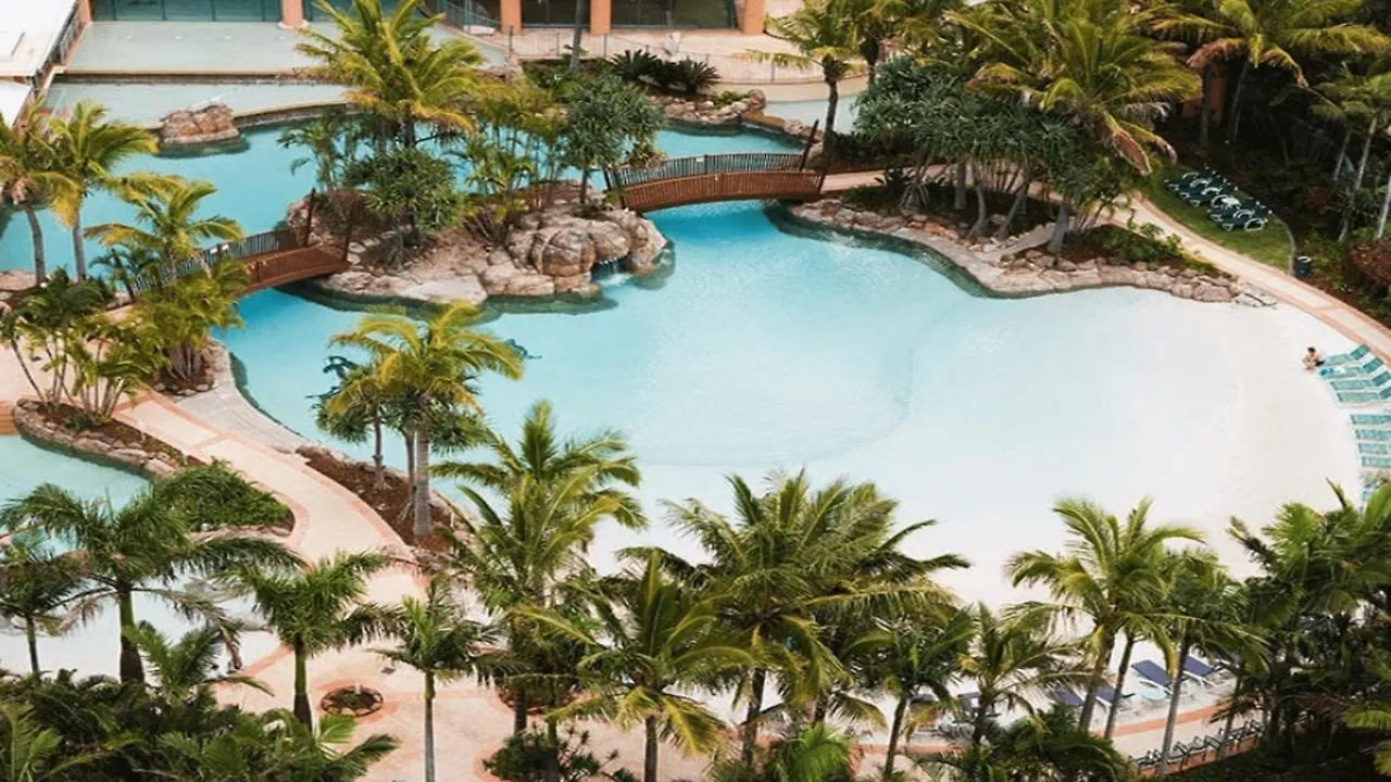 Crown Towers Superior 3 Bedroom Apartment - Coasthm Gold Coast